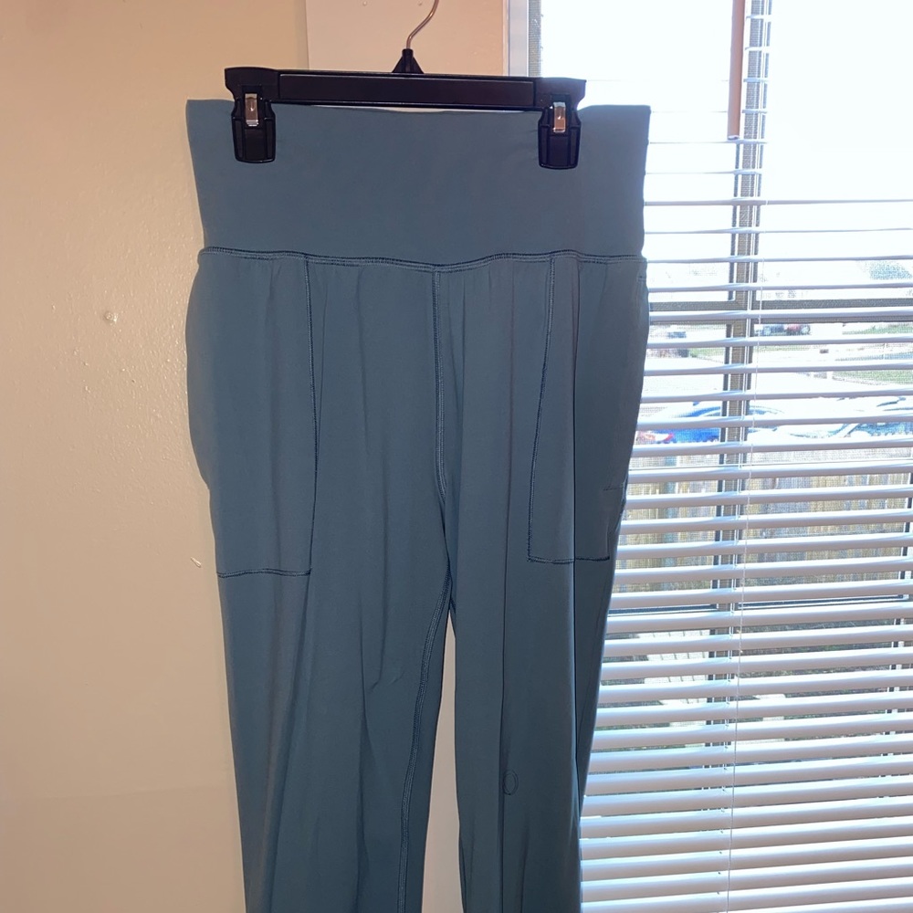 Athleta jogger New without tags